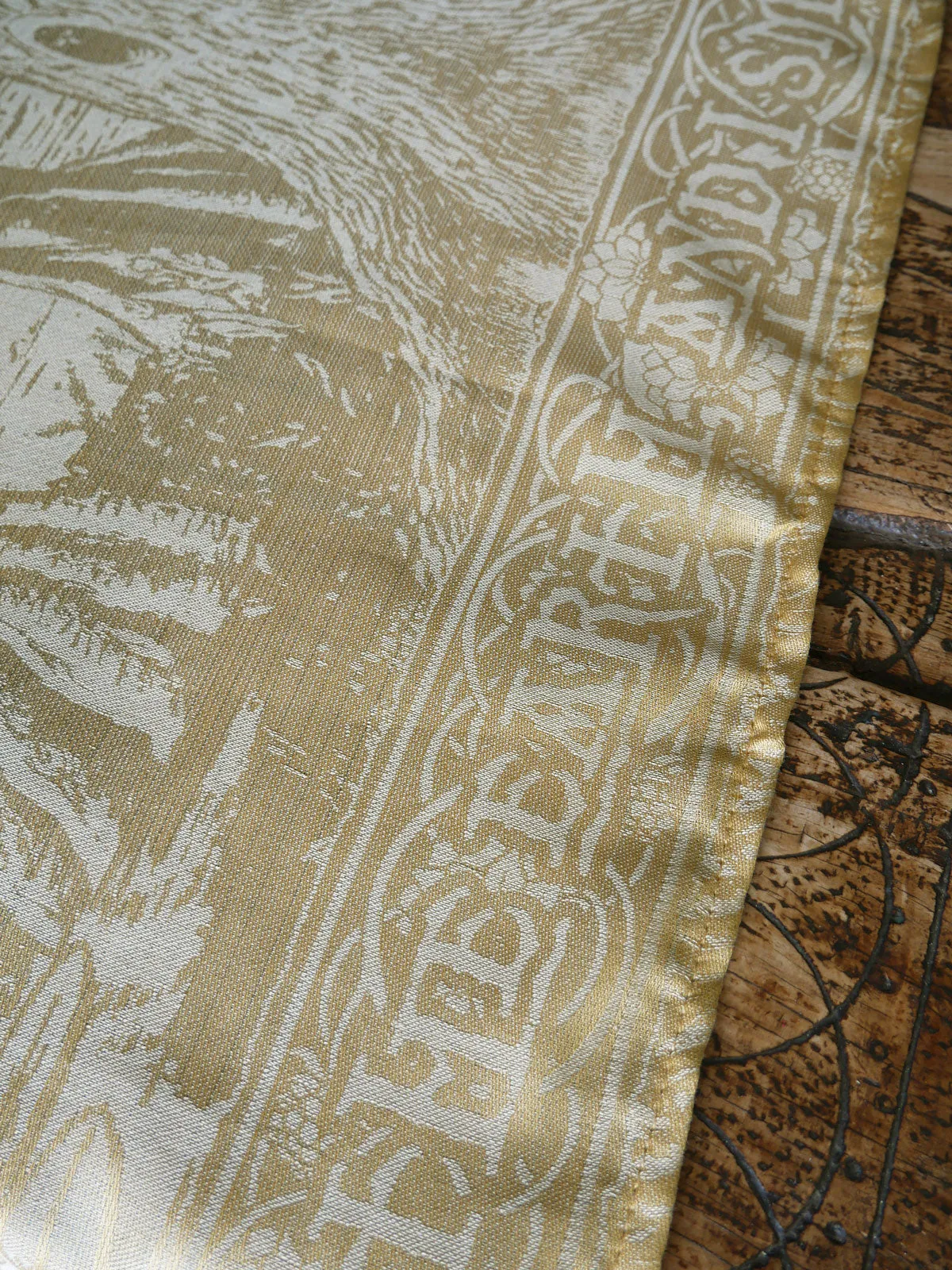 Treebeard Legend Scarf